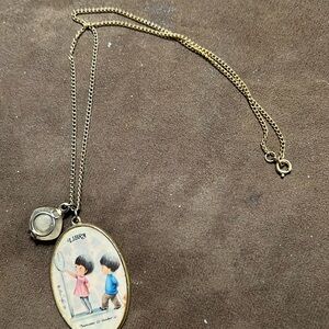 Ladies’ Pendant Necklace